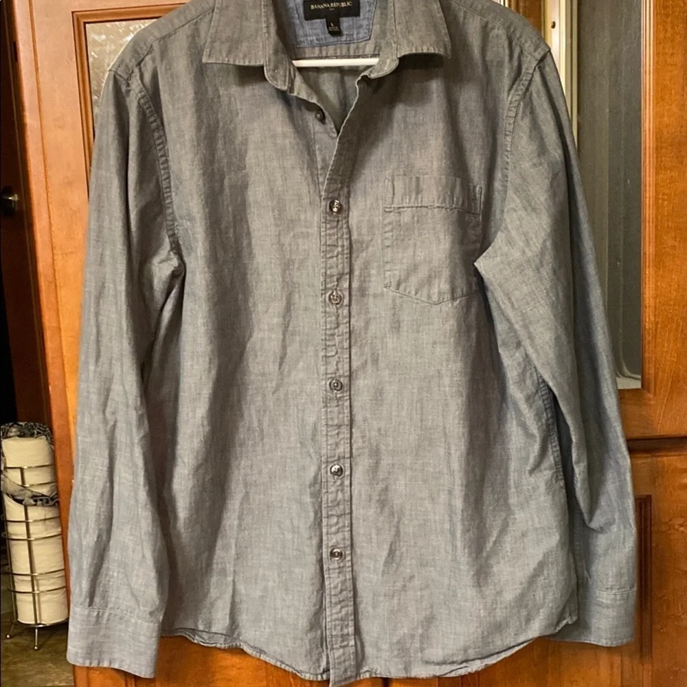 Banana Republic Gray Button-Down Size Large Shirt Office Business Casual
